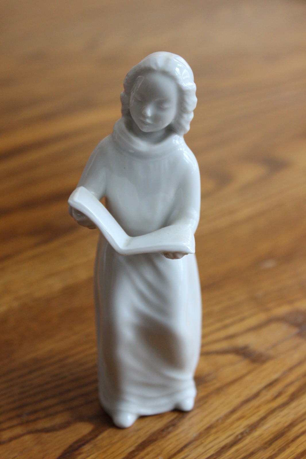 Augarten Wien Vienna Porzellan Angel Woman Book Porcelain Figurine
