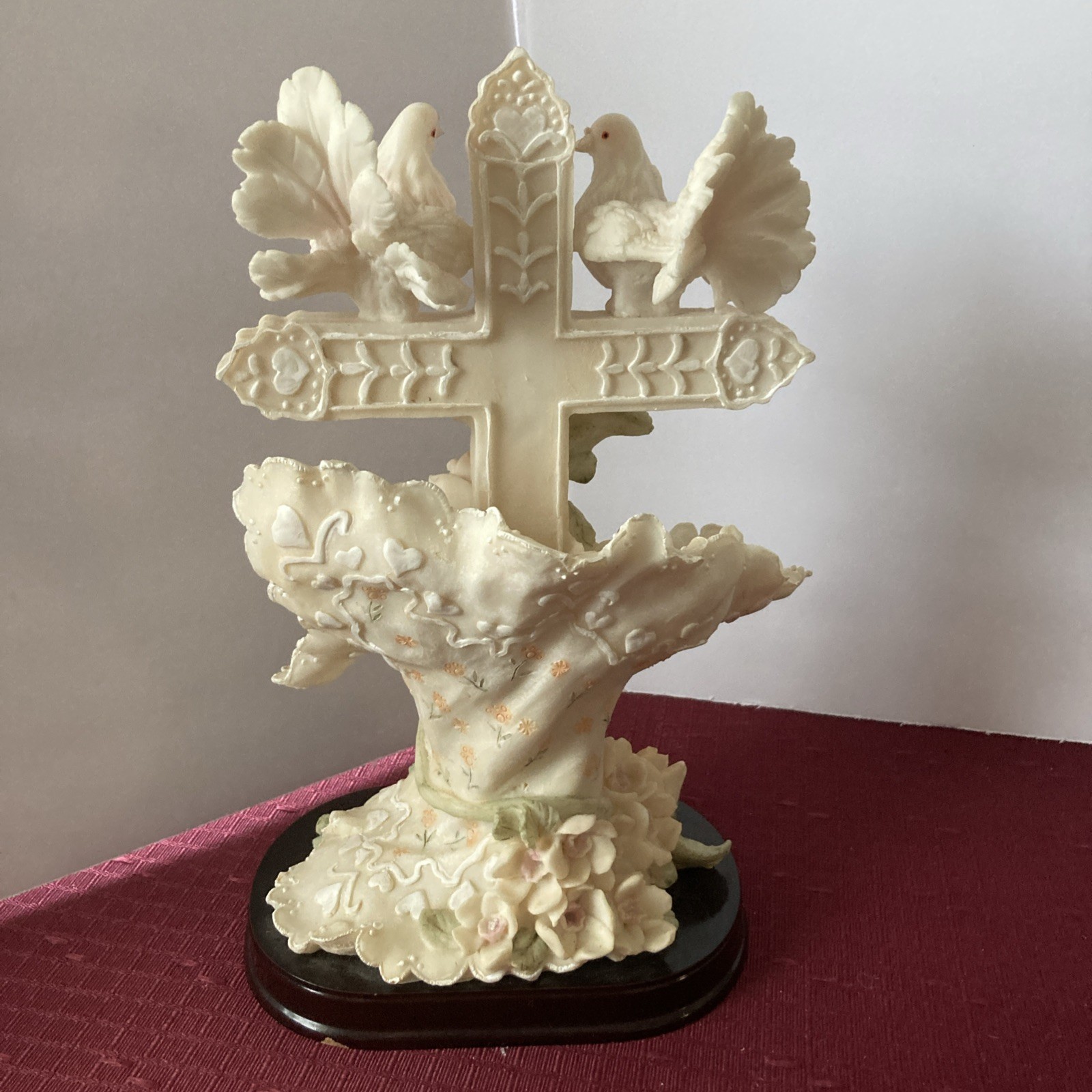 Decorative Holy Cross & Dove Statue Religious Crucifix Catholic Christian