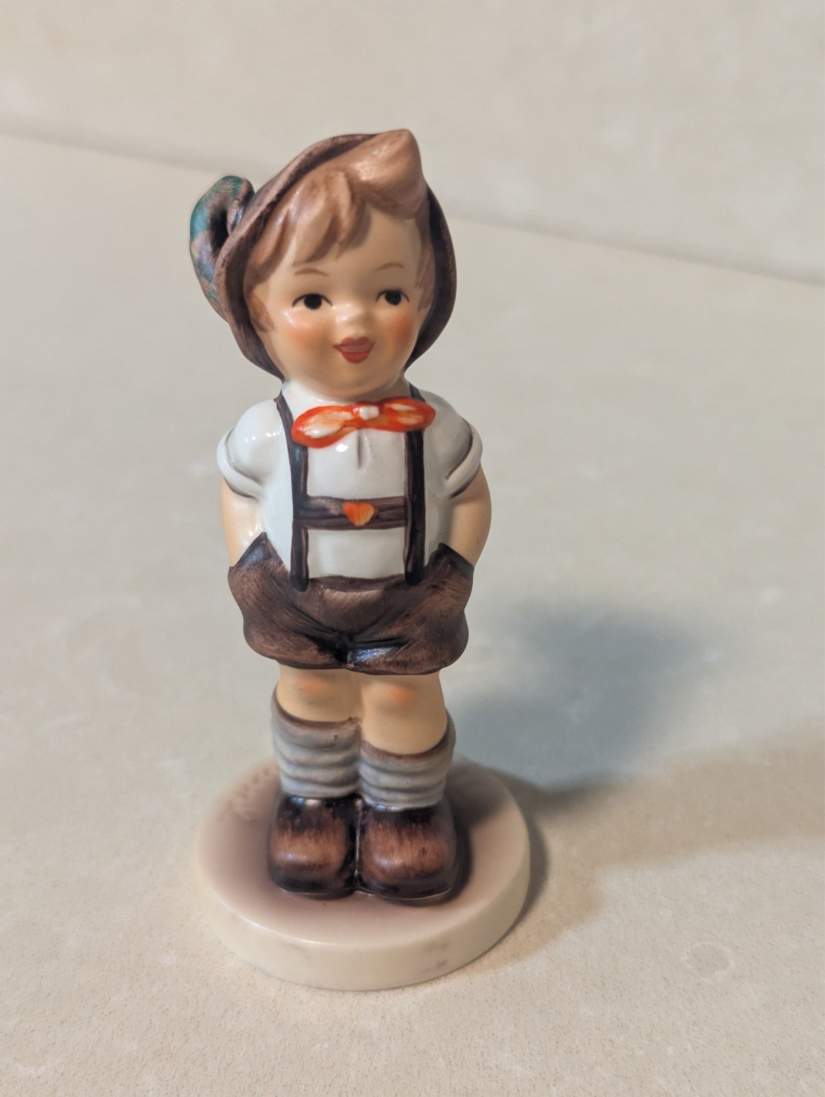Goebel Hummel Figurine #630, !992, “For Keeps” height approx 3.50″, Hummel Club