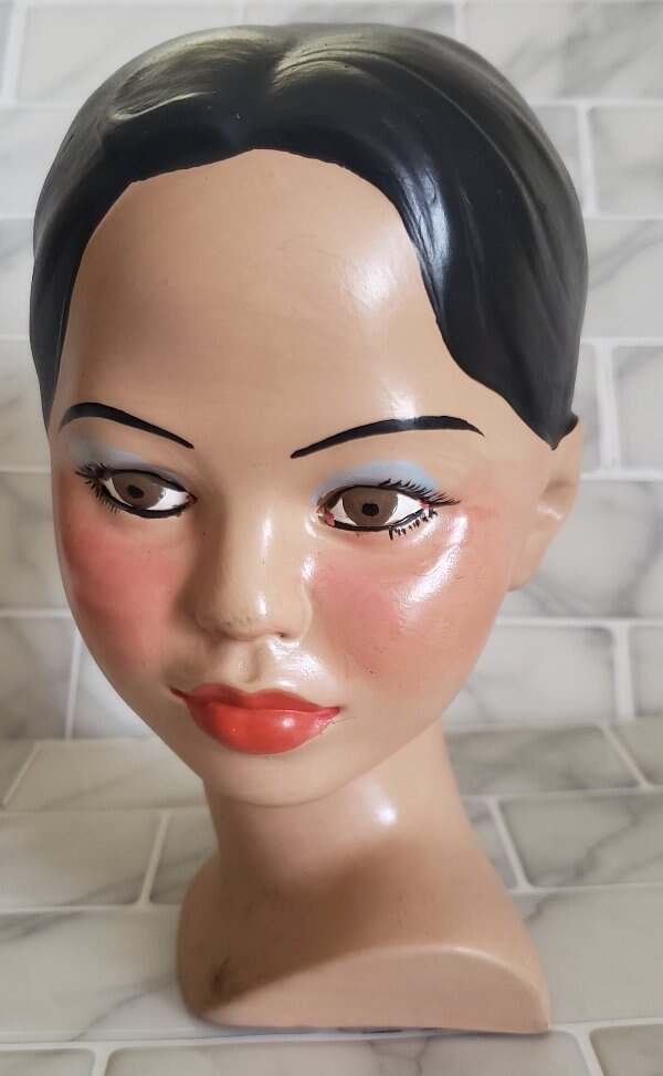Signed Alvida Polynesian Lady Head Bust Black Hair Brown Eyes 7″ High Vintage 19