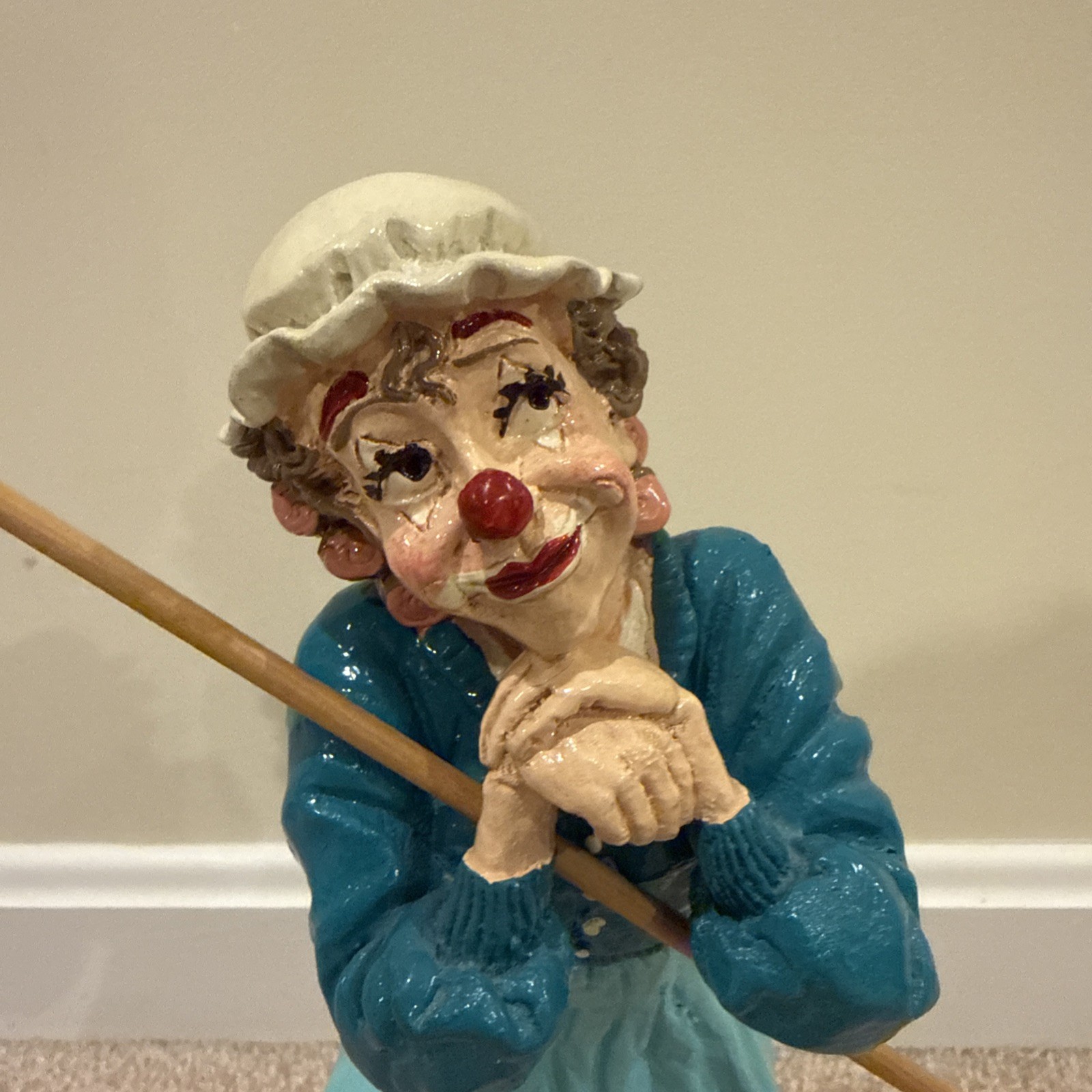 JUDI’S PASTIME COLLECTIBLES 1985 CAROL BURNETT MAID CLOWN FOOT PAIL MOP BUCKET