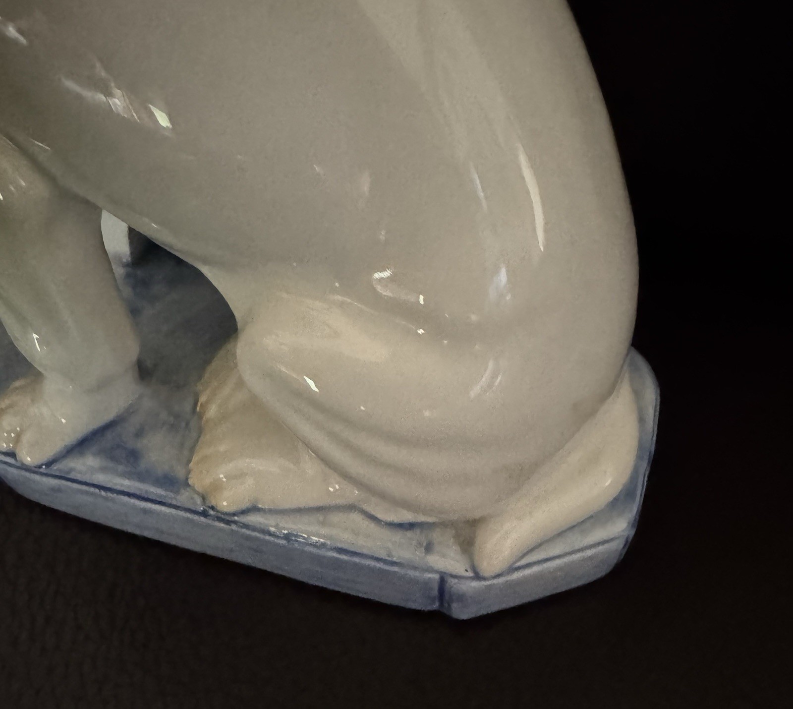 Vintage Fitz & Floyd Porcelain Pug Bull Dog Basket Puppies Figurine Label