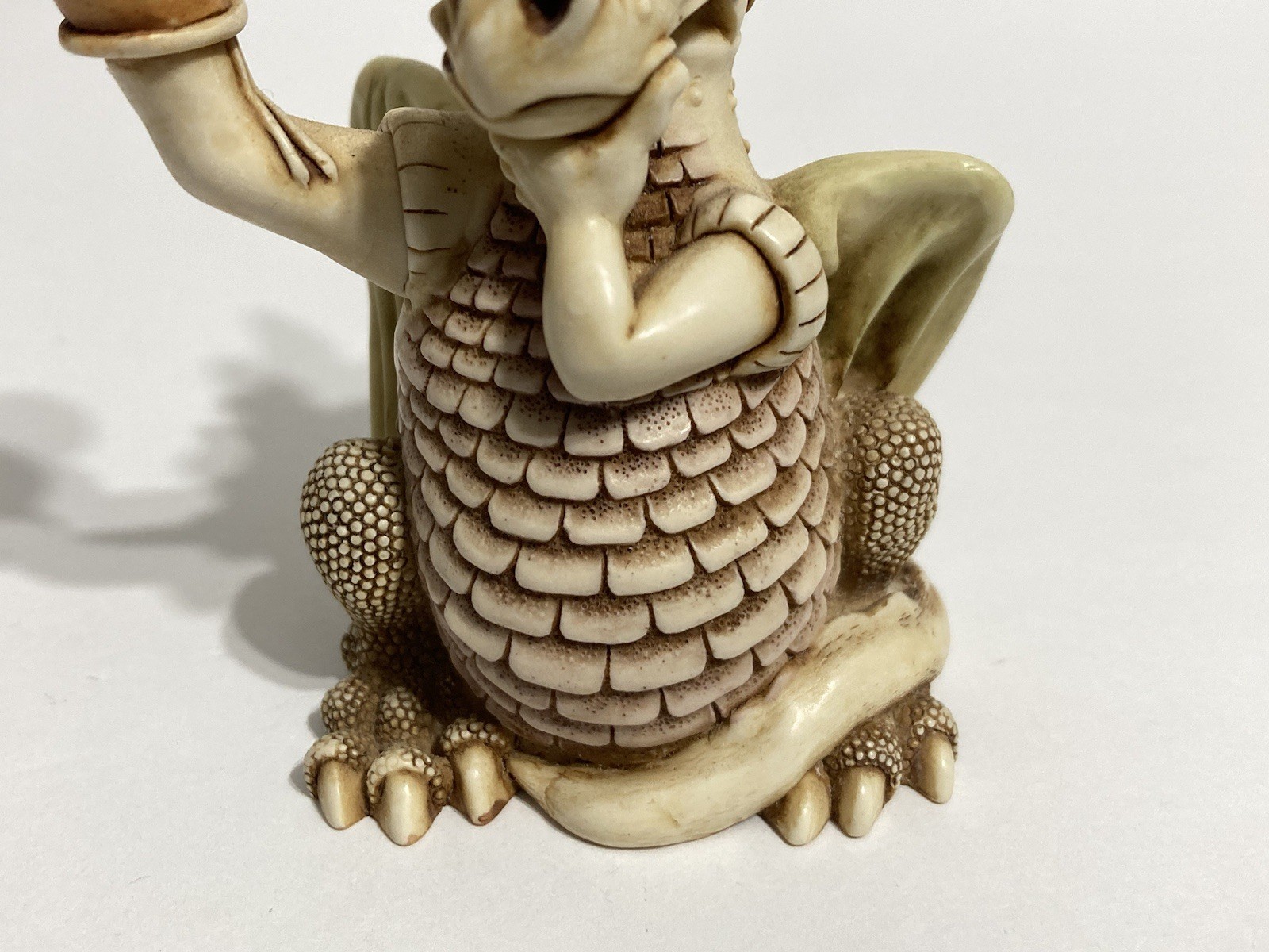 Harmony Kingdom Tour de Force V2 Dragon Peter Puppet V3 Dragon Boxing Figurines