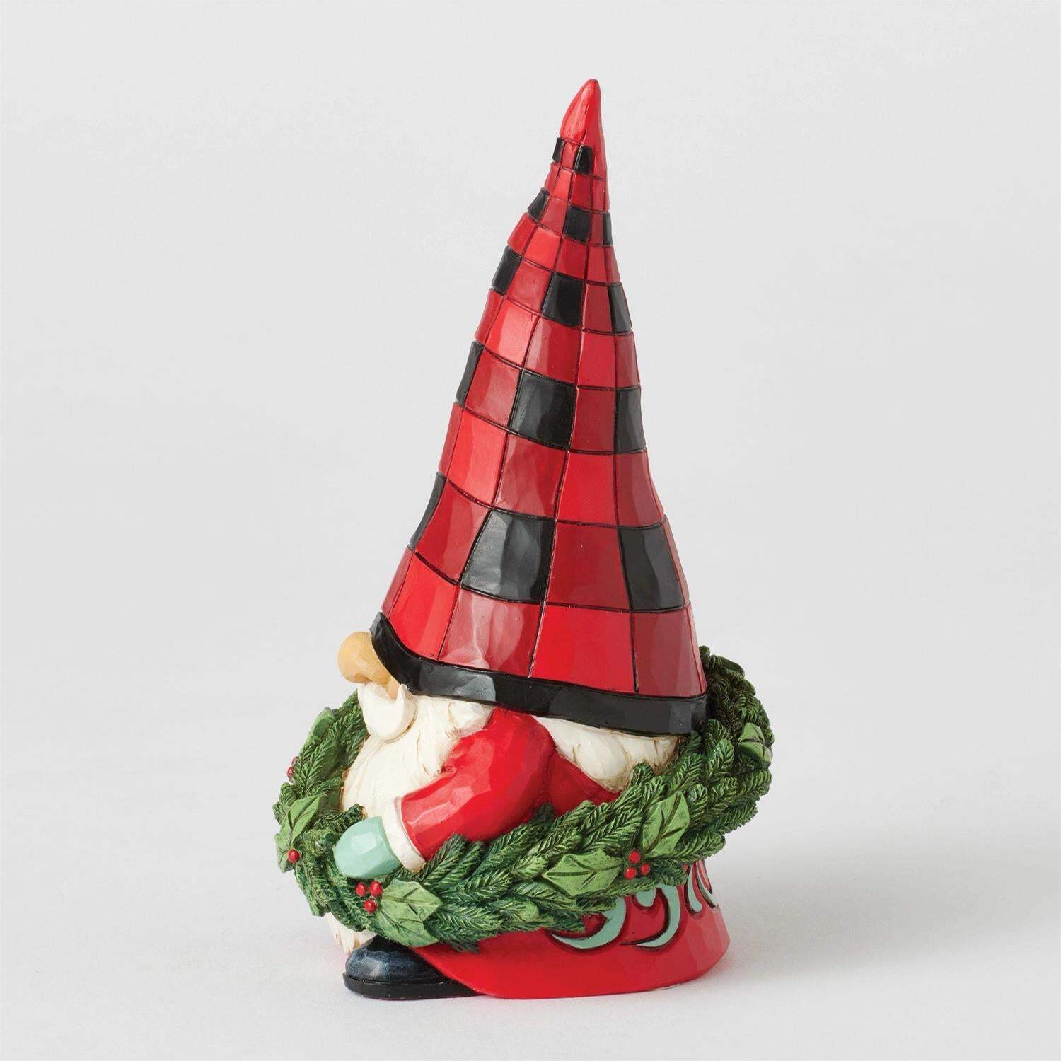 Jim Shore Kiss-mas Gnome – Highland Glen Gnome Wreath Figurine 6017026 New for 2