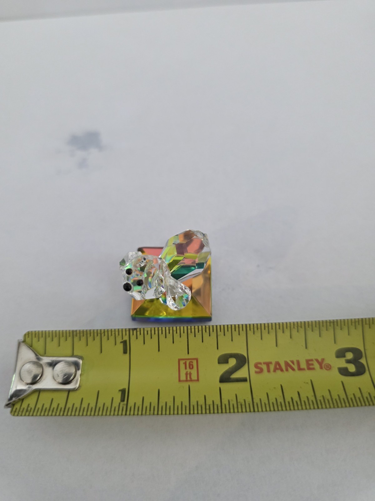 Crystal Puppy On Colorful Glass Base, Very Small 3/4 Inches