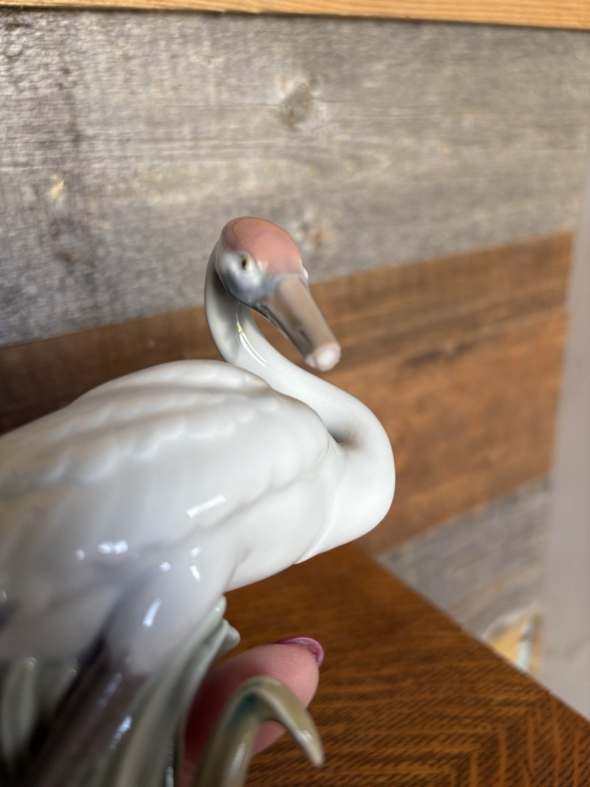 Lladro #1612 Preening Crane porcelain figurine. Please See Photos Of Condition.
