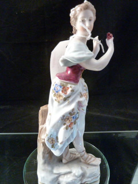 Antique Richard Eckert Volkstedt Figure Lady With A POSYGerman