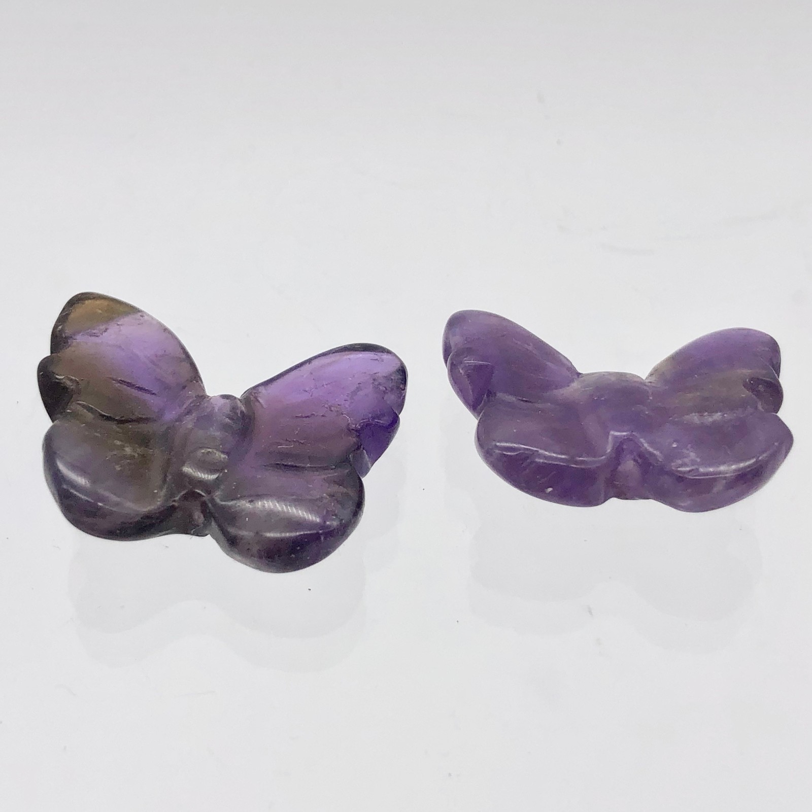 Deep Amethyst Butterfly Animal Figurine Worry Stone | 21x18x7mm | Purple