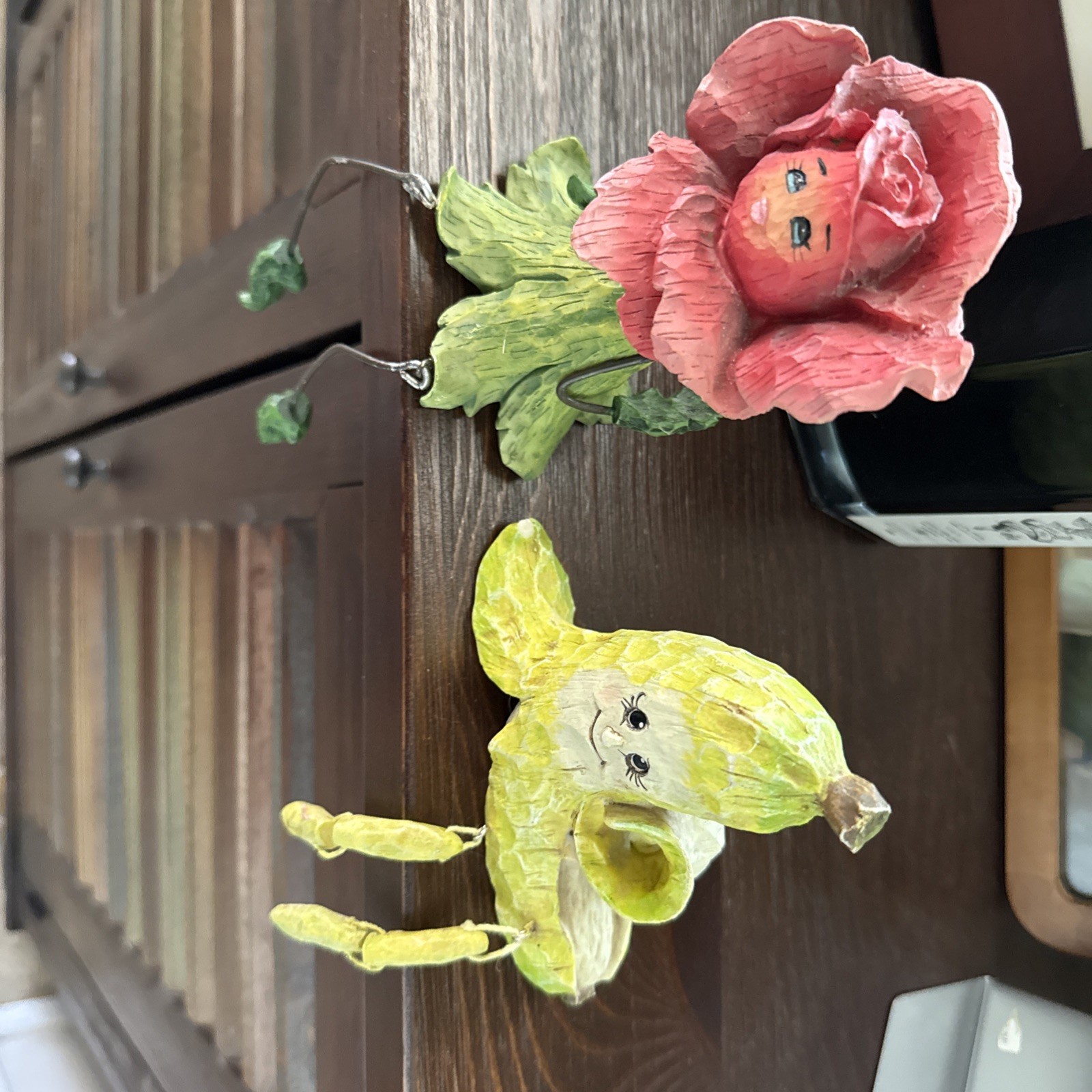 Anthropology Rose Shelf Sitter And Banana Shelf Sitter Vintage