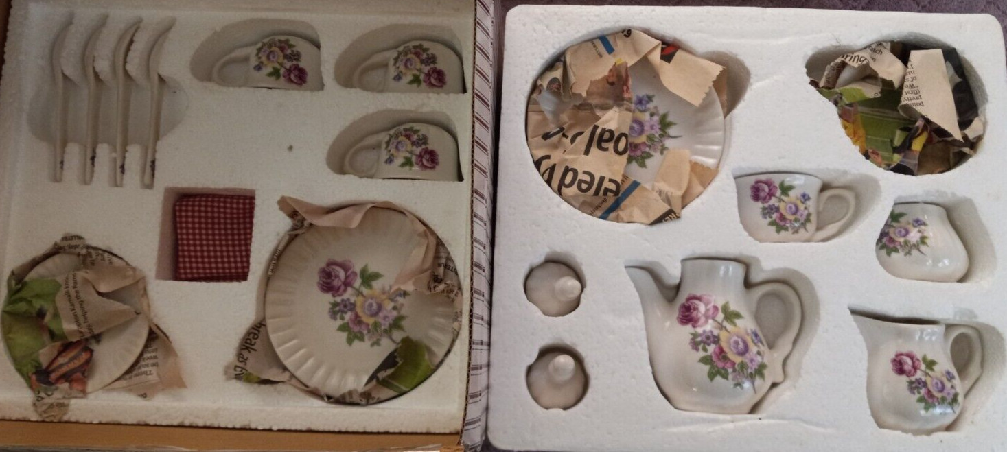 The Regal Tea Party Collection 25 Pieces Promo Accents Purple Rose