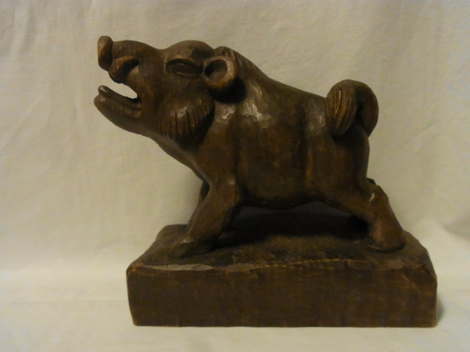 Nice Vintage German Black Forest Hand Carved Wood Wild Boar #CL