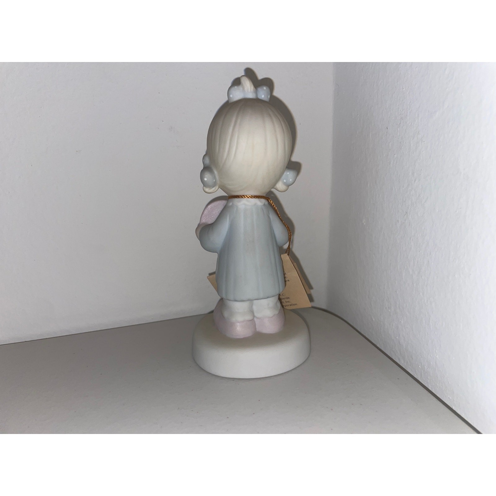 Precious Moments God is Love Dear Valentine Figurine E-7154 1981