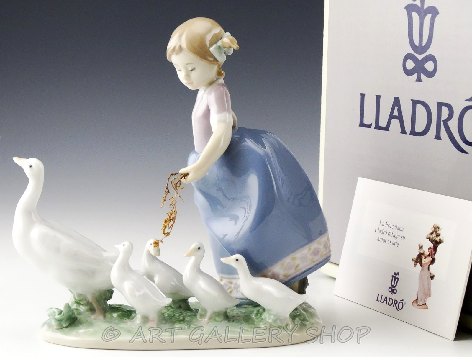 Lladro Figurine HURRY NOW GIRL WITH DUCKS #5503 Retired Mint with Box