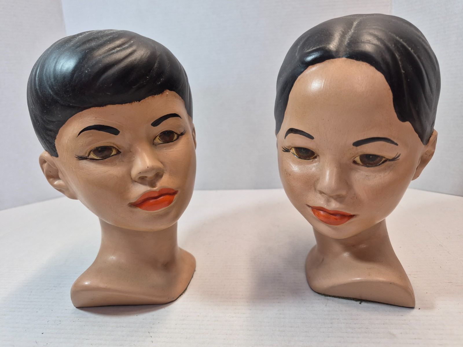 Vintage Polynesian Pair Of Young Girls Molded Bust