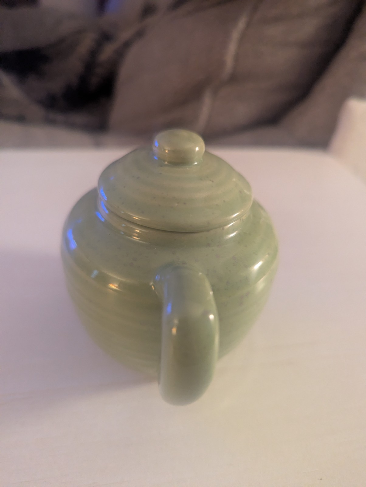 Small Tea Pot Country Living Dry Goods Green Speckled Collectible 3″ Tall
