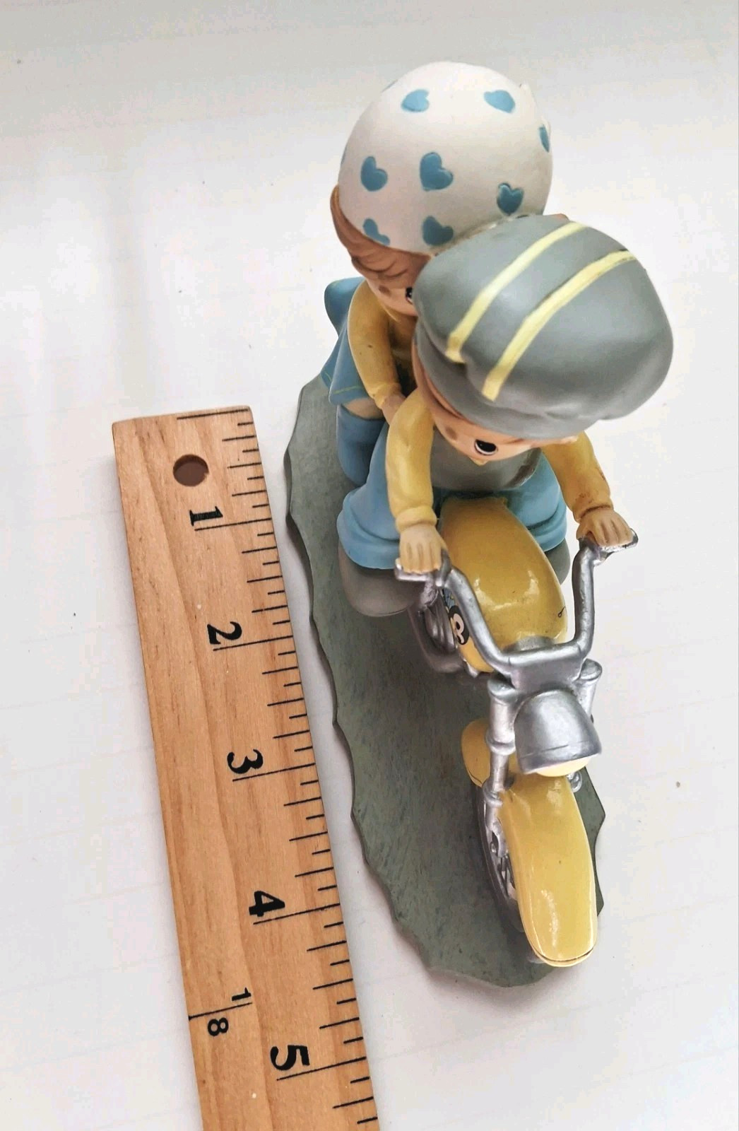 Precious Moments 2005 Figurine Buzzing Down Life’s Highway Two For The Road