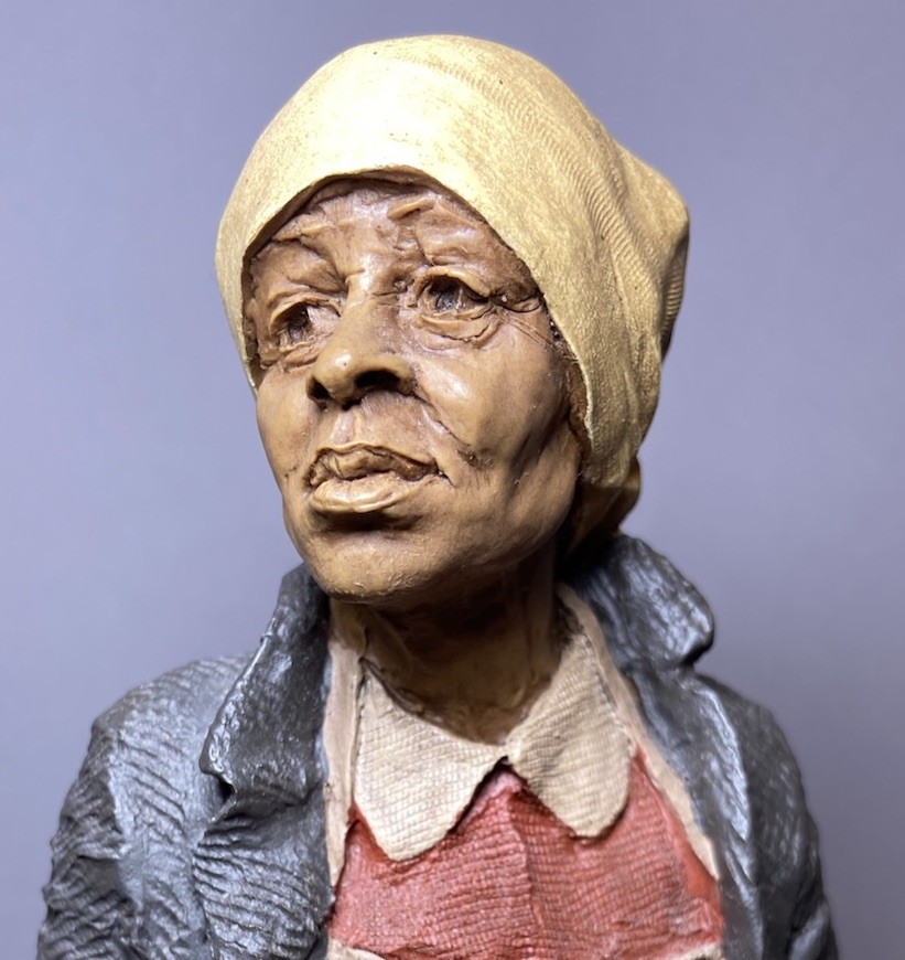 MINT Vintage Tom Clark Figurine EBBIE African American Sweeping Woman Limited Ed