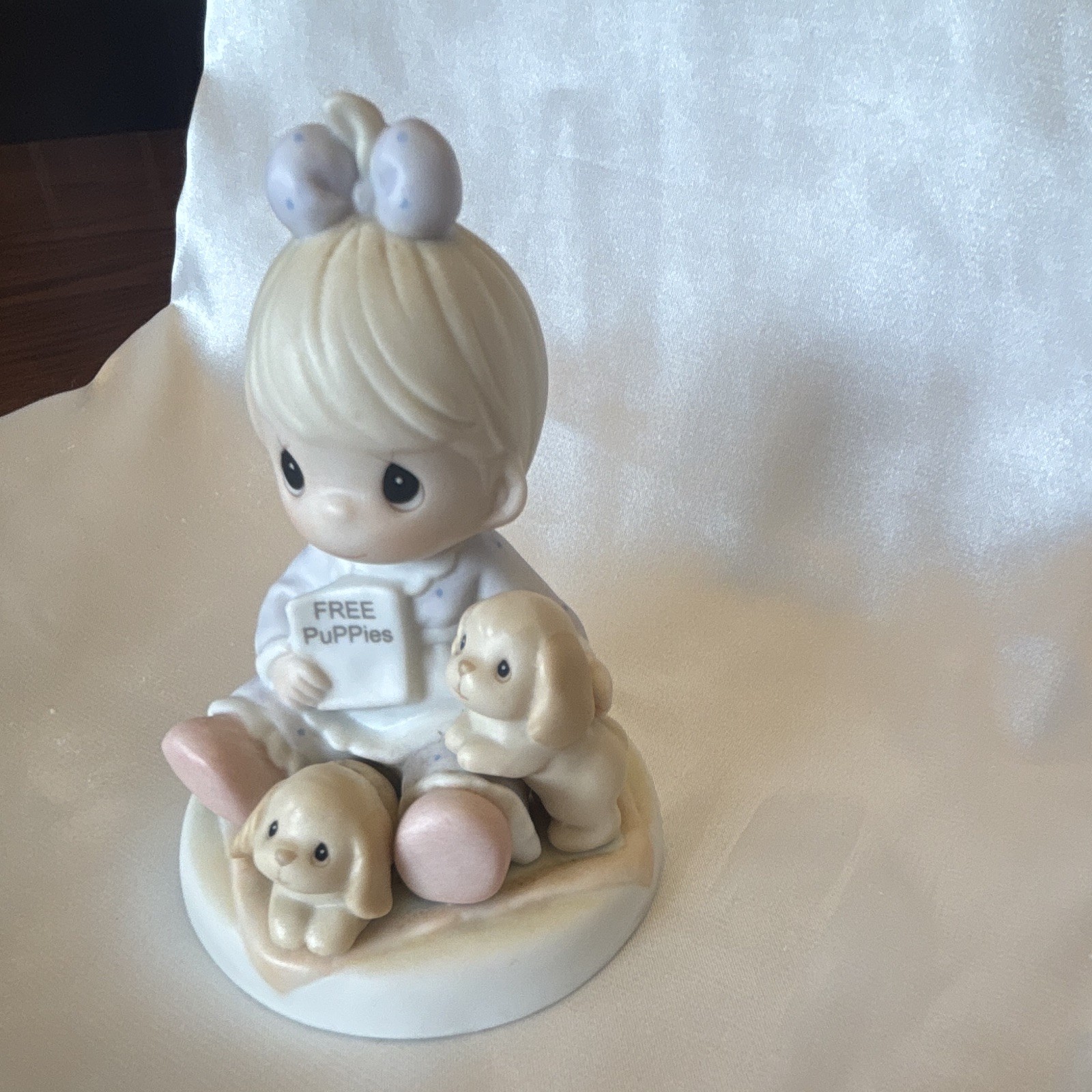 Precious Moments “God Loveth A Cheerful Giver” Girl Boxed