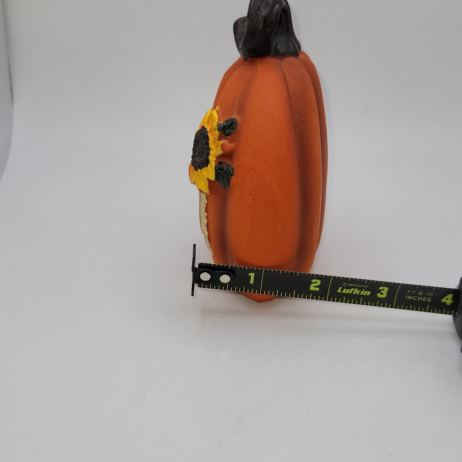 Ceramic “Hello Fall” Pumpkin – Autumn Decor Freestanding