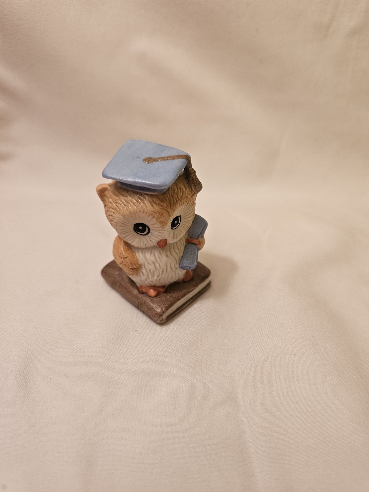 Vtg 1980s Russ Berrie & Co GRADUATION Owl(Cap & Diploma) 3″ Ceramic Figure