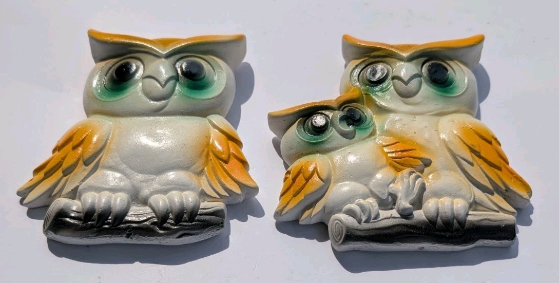 Vtg 1977 Miller Studio 2 Chalkware Owls Wall Hangers Cottage Farmhouse White 5″