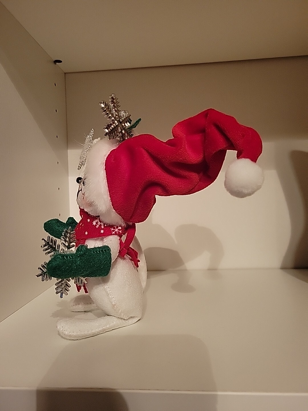 Annalee Posable Snowflake Mouse Santa Hat Scarf Christmas Holiday Kitsch 2007