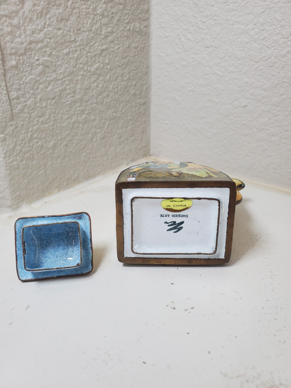 Empress Arts Bears Miniature Enamel Teapot 1997 Vintage Kelvin Chen