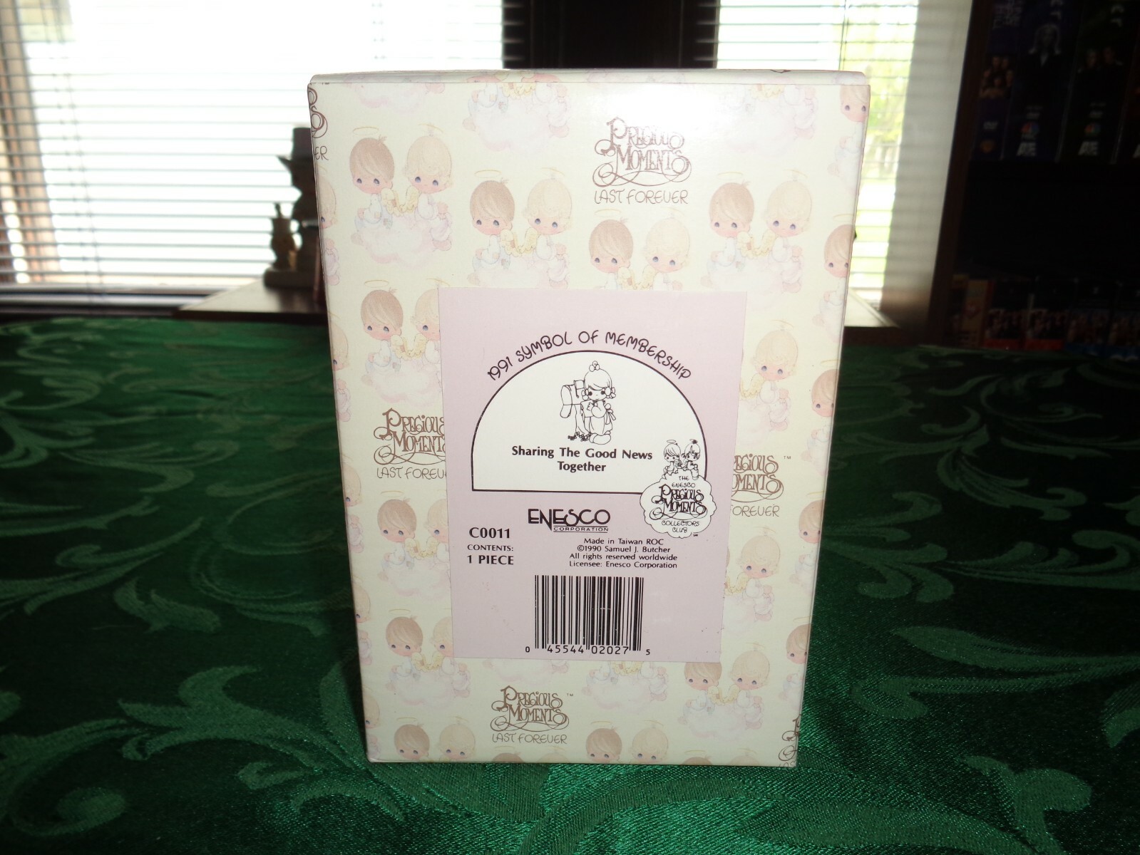 Enesco Precious Moment 1991 Symbol Of Membership Sharing Good News Together Figu