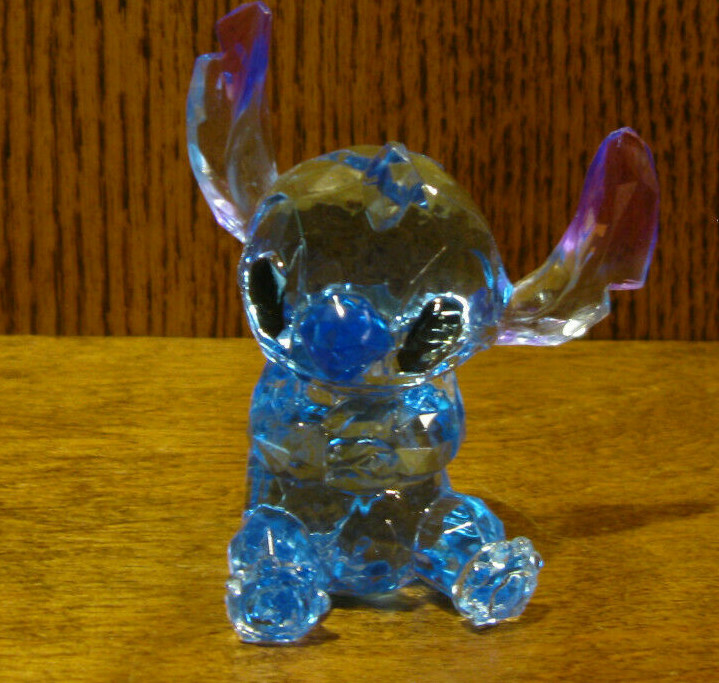 DISNEY SHOWCASE Acrylic Facets #6009039 STITCH, 3.5″ NEW/Box From Retail Store