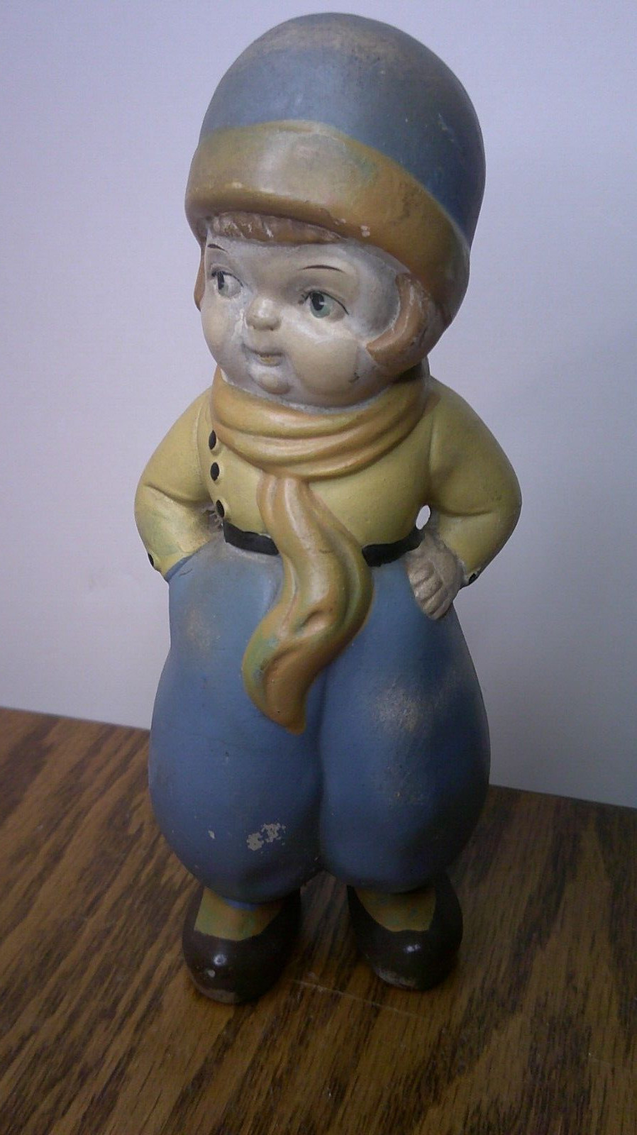 Vintage Chalkware figure MCM Carnival or Fair Dutch girl in wooden shoes Z111