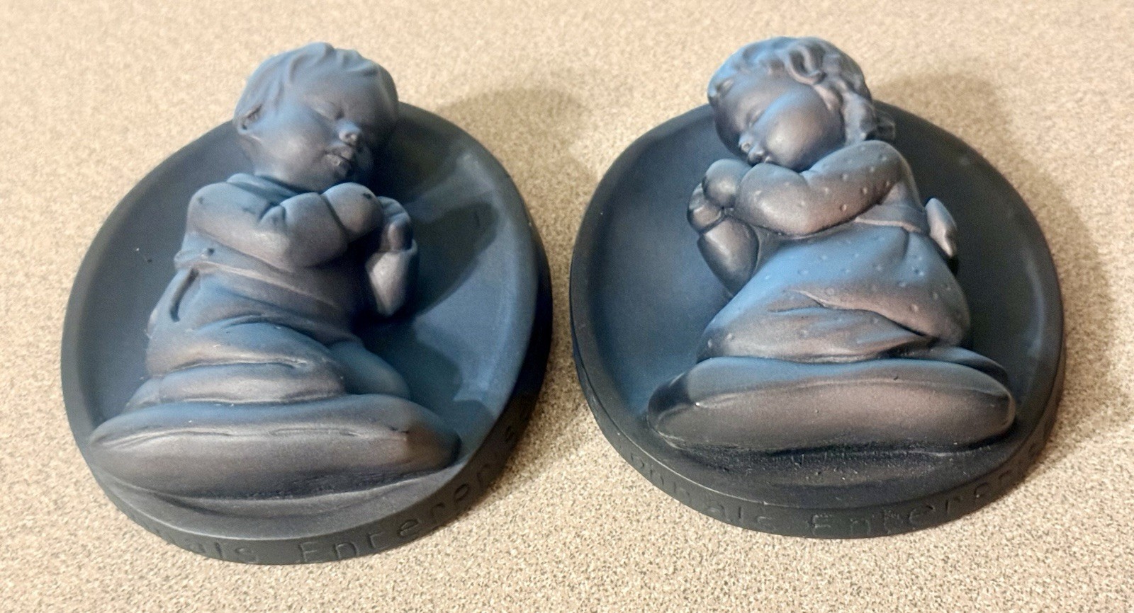 VTG Johnals Enterprises Inc. Chalkware Praying Boy and Girl Wall Plaques MCM