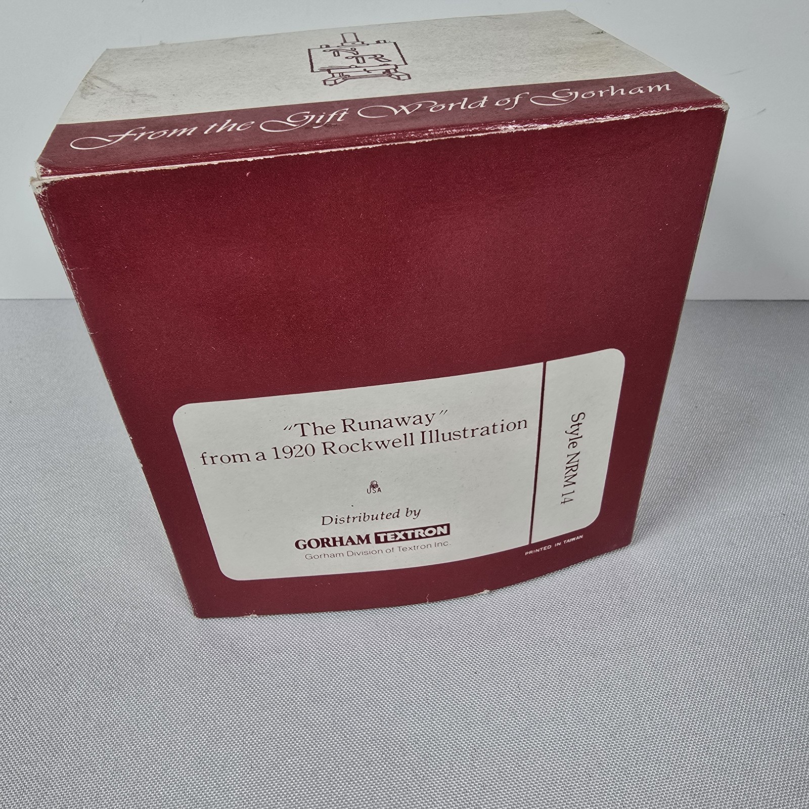 Gorham The Runaway Clown Figurine Saturday Evening Post Norman Rockwell -w/ box