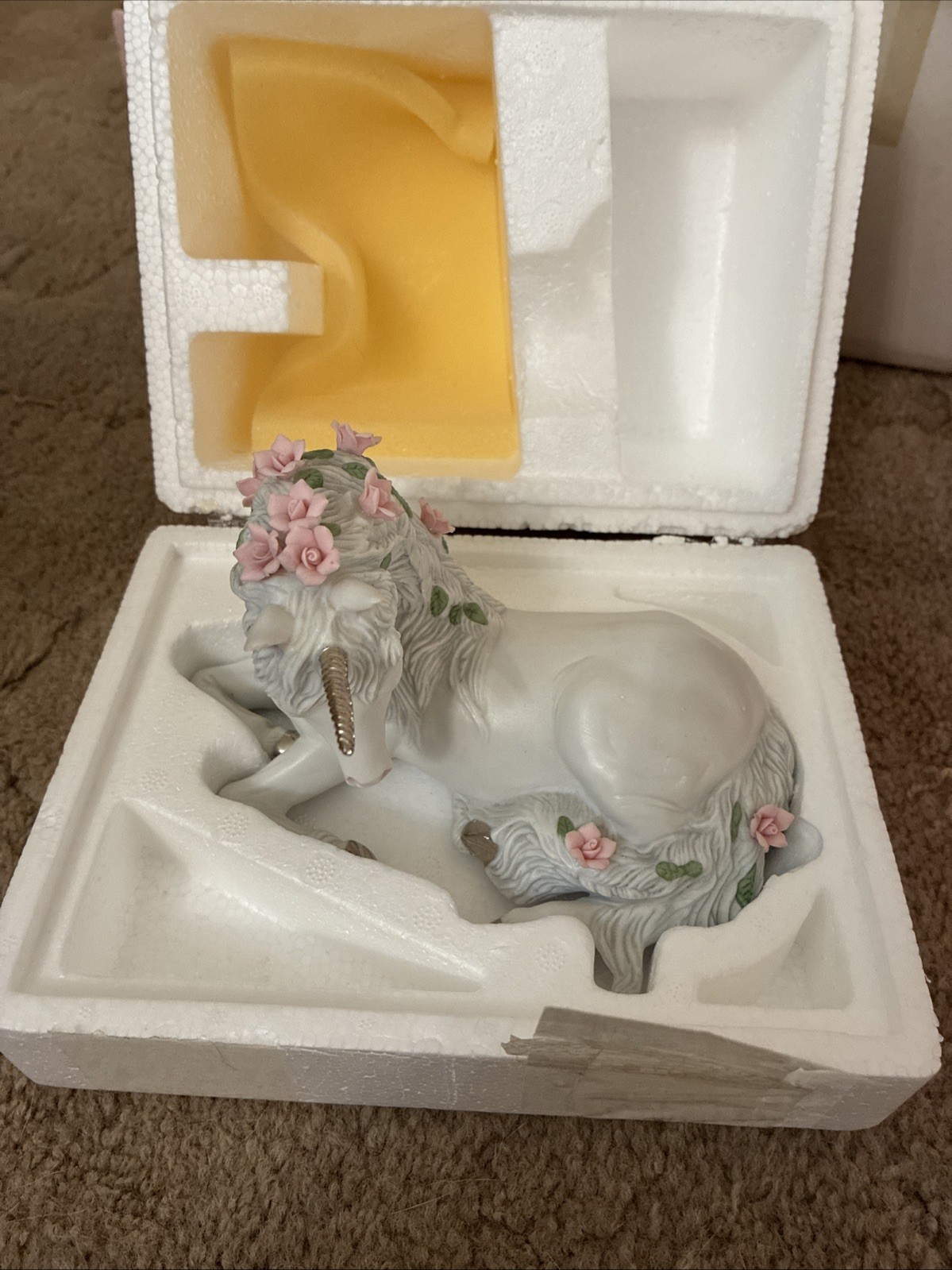 Lenox Princeton Gallery Porcelain Unicorn Figurine 1990 Love’s Sweetness