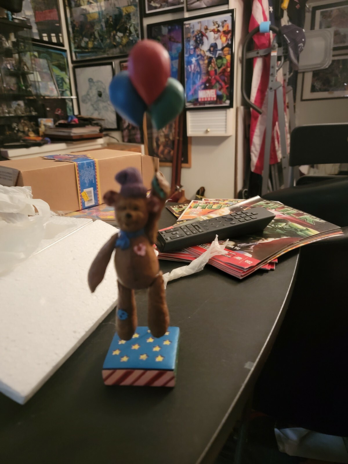 MAX Bear with Ballons Figurine – 1996 by Jim Shore