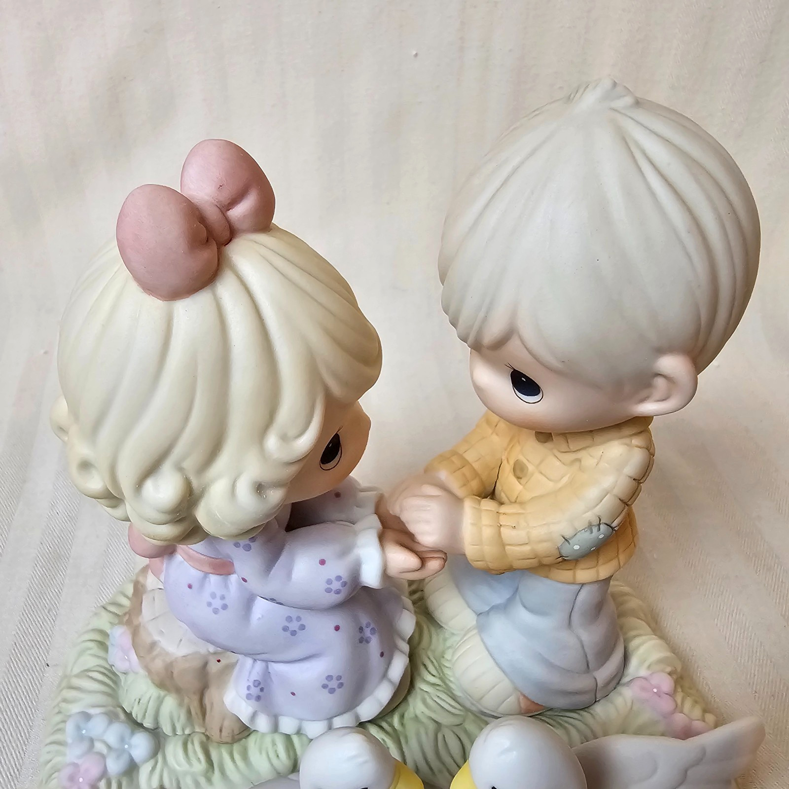 Precious Moments ‘Your Love Gives Me Wings’ 2006 Swans Lake Pond Couple 610070