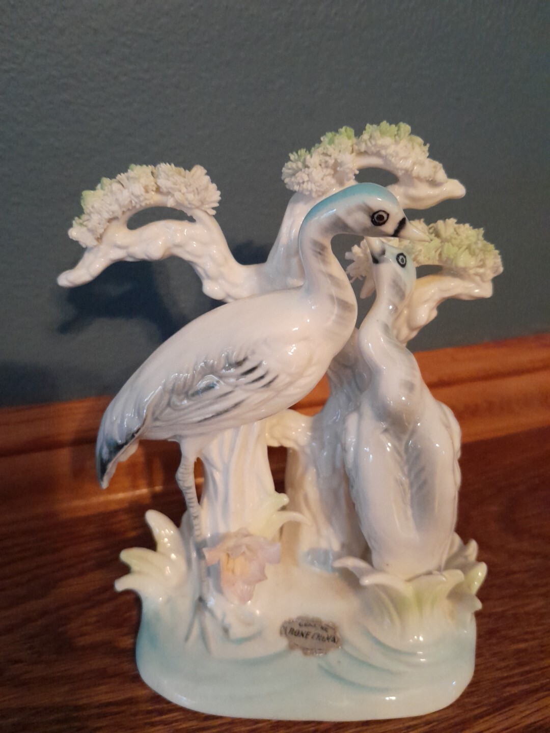 VINTAGE UCAGCO BONE CHINA EGRET BIRD FIGURINE, MADE IN JAPAN, NICE CONDITION!