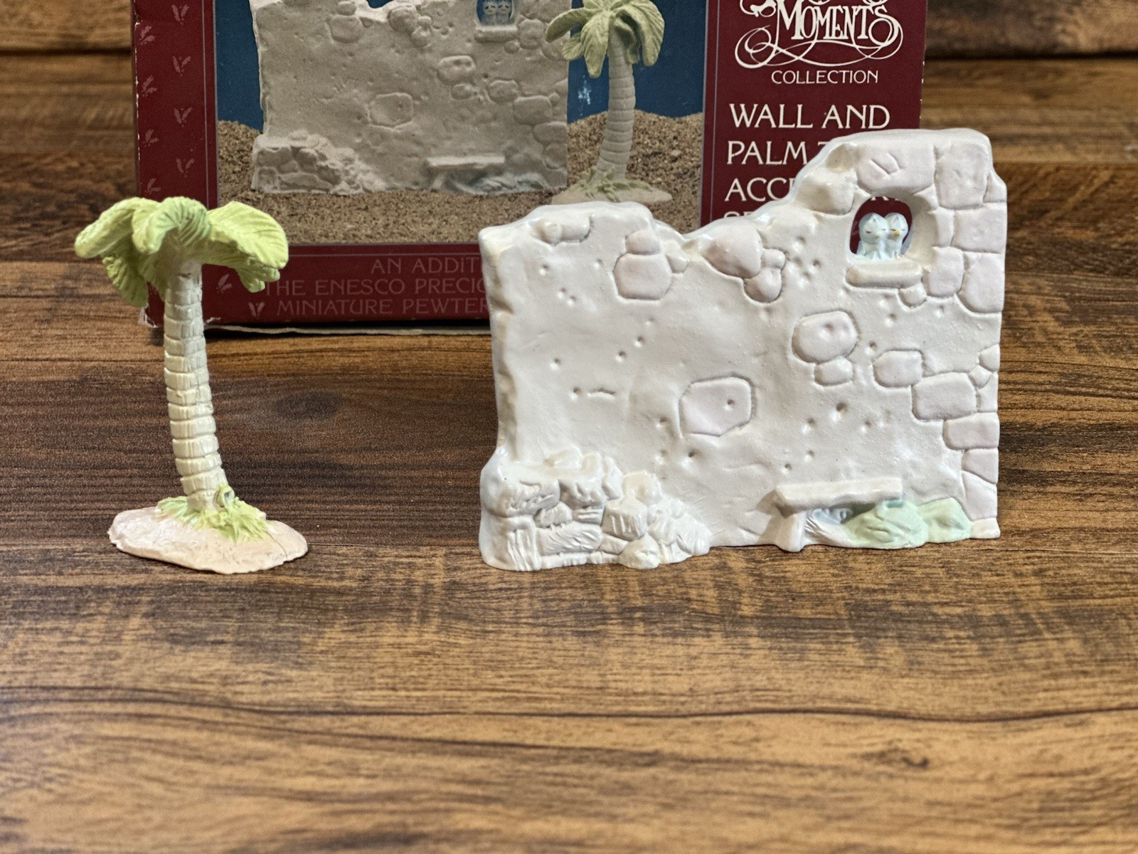 ENESCO PEWTER WALL & PALM TREE ACCESSORY SET NATIVITY SCENE CHRISTMAS