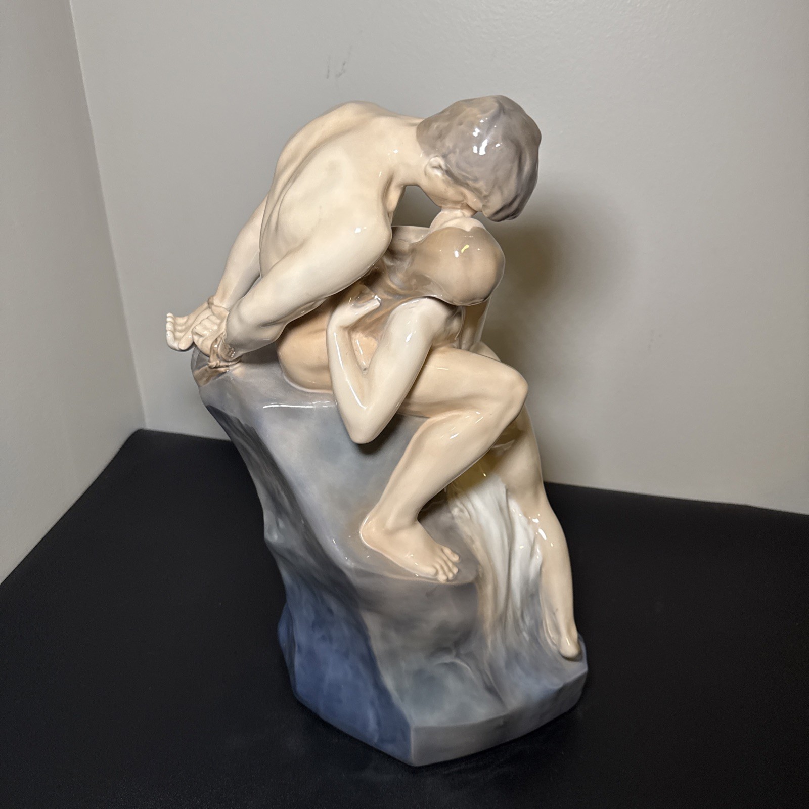 DEFECTIVE Beautiful Royal Copenhagen The Wave The Rock Porcelain Sculp G3D