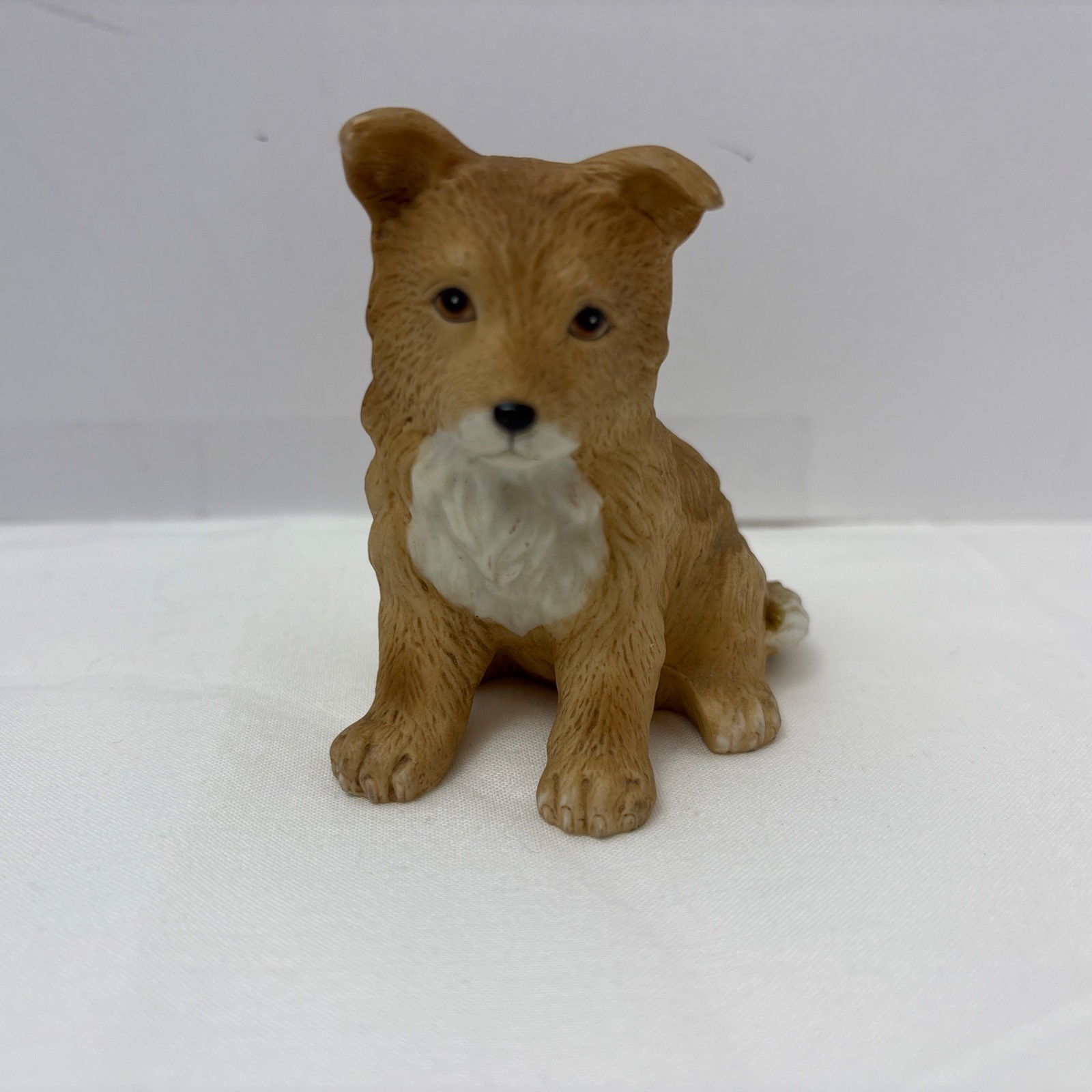 Vintage Homco Collie Puppy Dog 3″ Ceramic Figurine Bisque 8828
