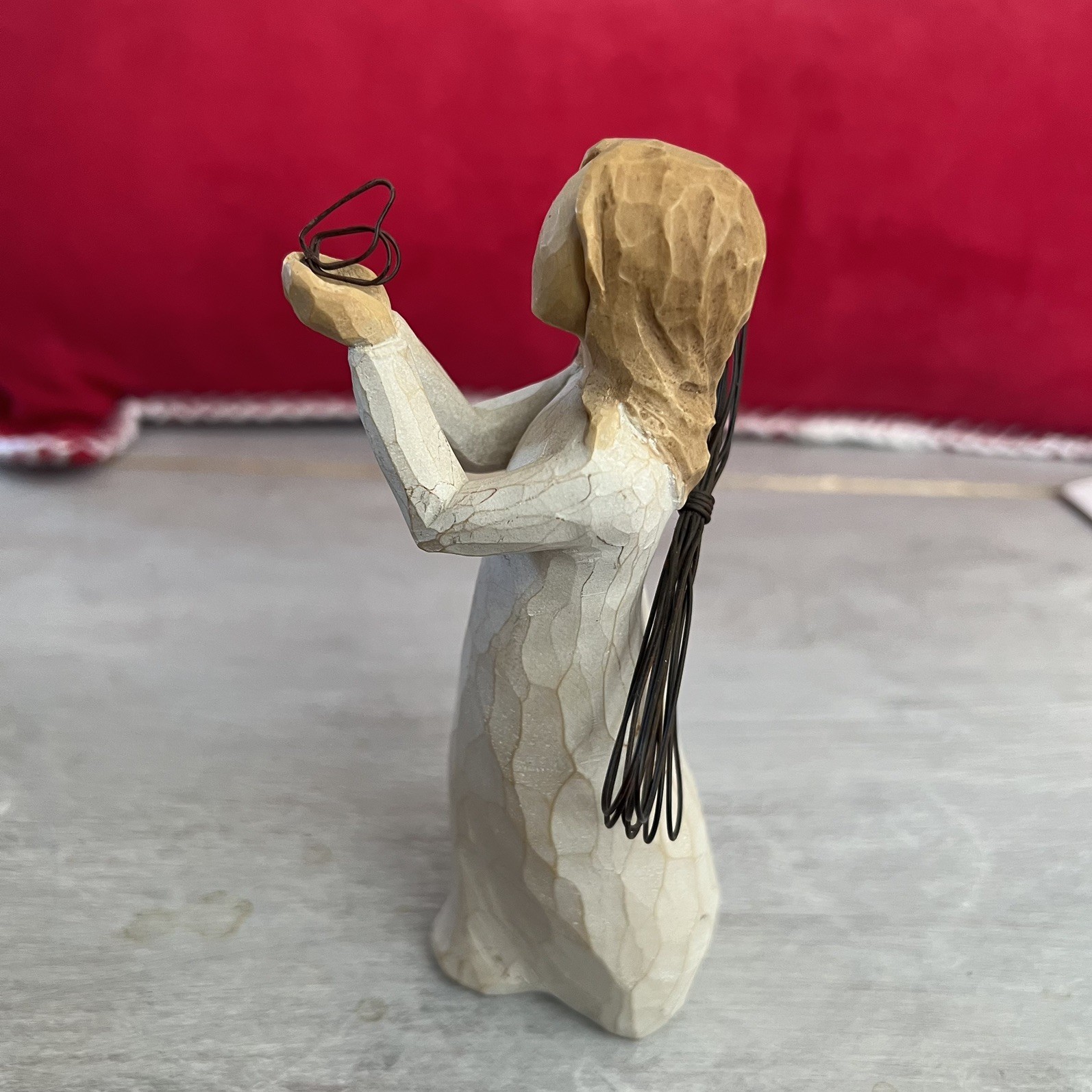 Demdaco Willow Tree Angel Of Freedom. Girl Holding A Butterfly. 5 Inches Tall