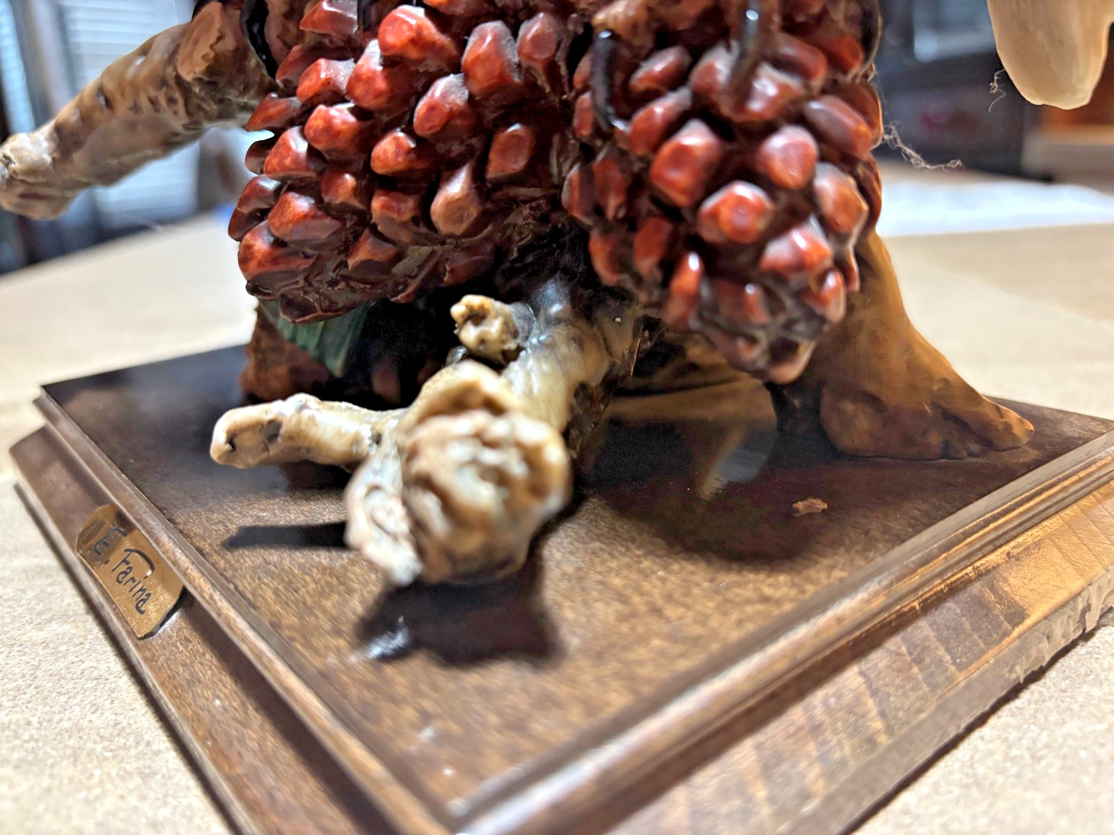 RARE E. Farina Dear Barn Owl w/Owlets Statue on Wood Bas NWT 1989