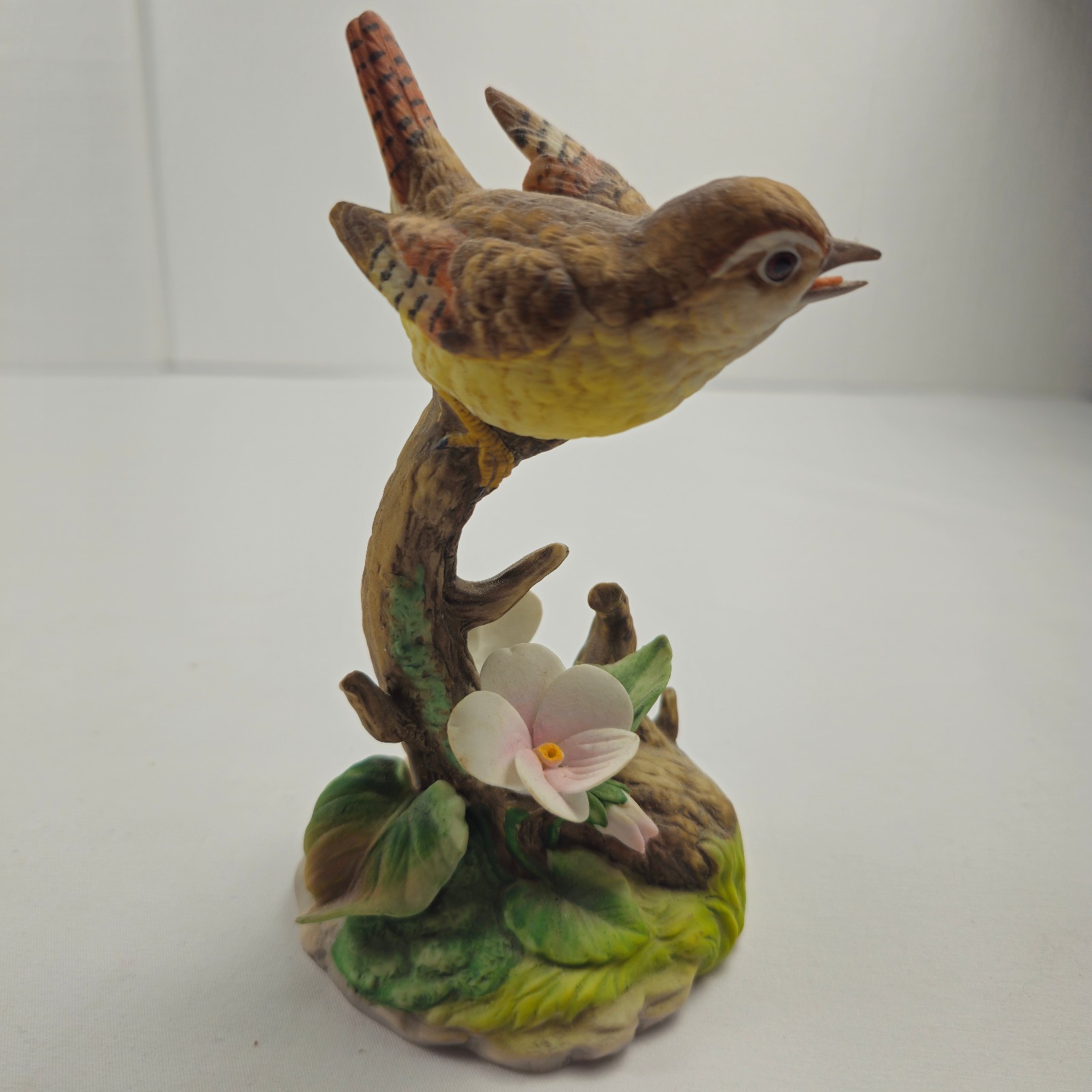 Gorham Gallery Birds Wren Porcelain Figurine Vignette Collection Nest Decor 6″