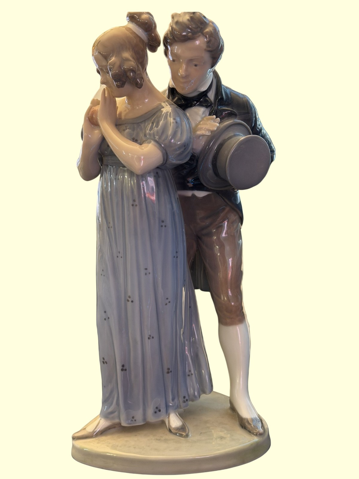 ROYAL COPENHAGEN FIGURINE # 1680 – COURTING COUPLE – 10 1/2″ TALL