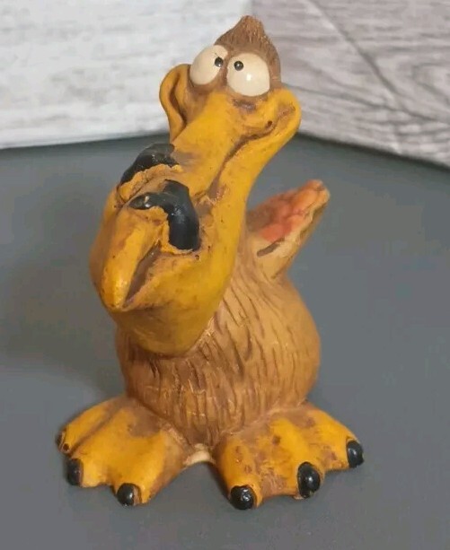 1985 Bill Vernon Pelican W/ Fish Wood Carved Shade Tree Collection Folk Art