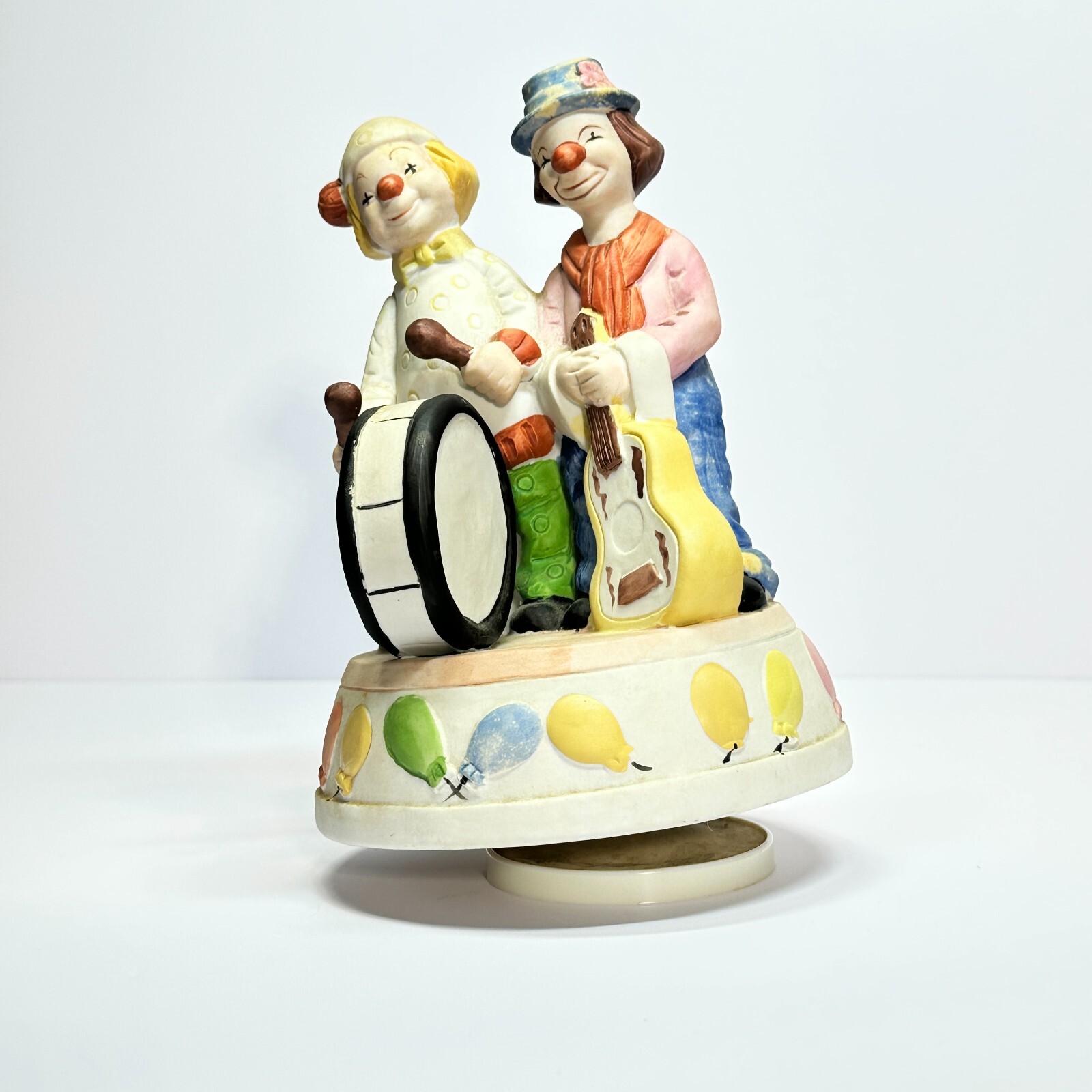 Vintage HIMARK Figurine “Send In The Clowns” Ceramic Music Revolving 8.5 inches