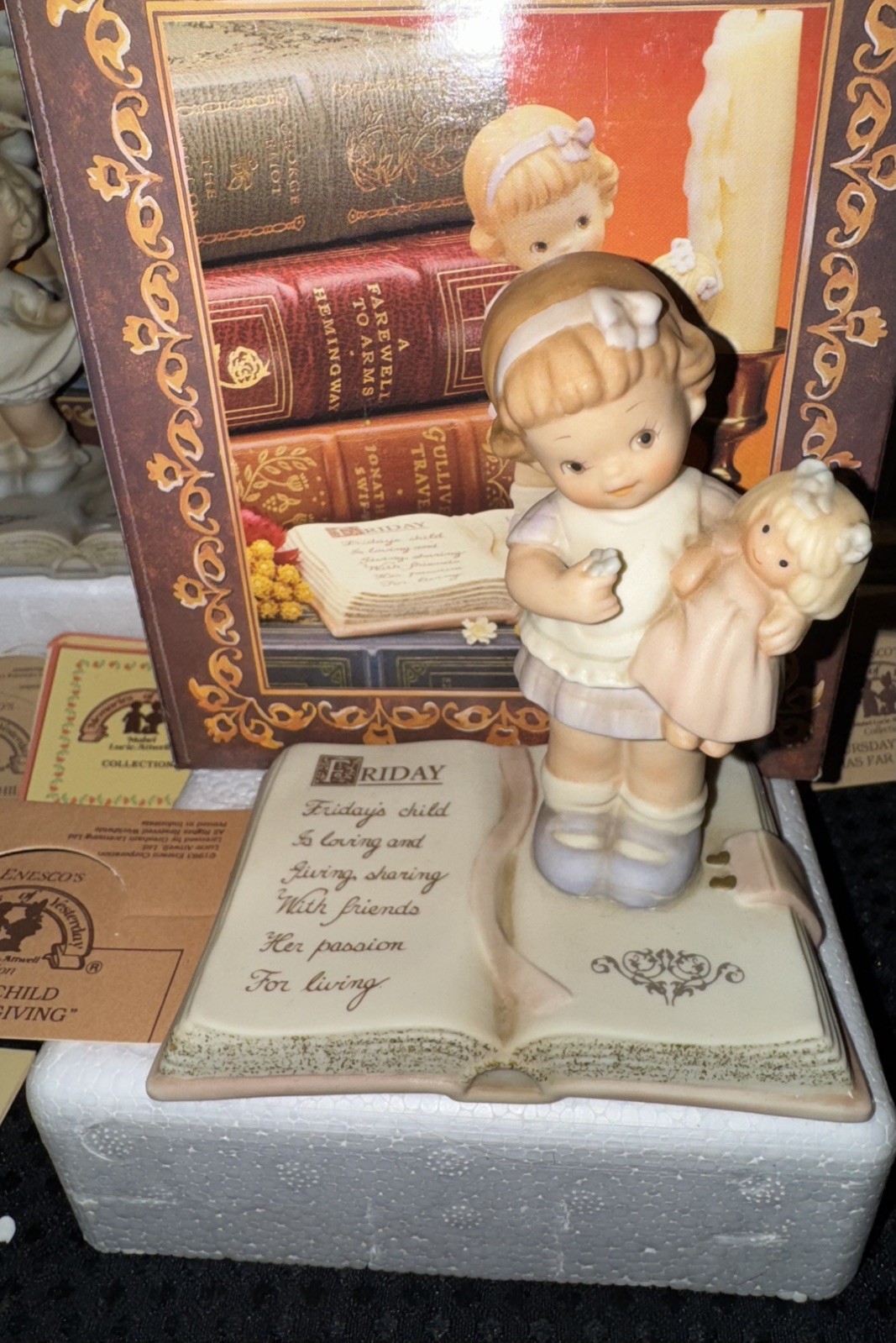 VTG. Enesco Memories Of Yesterday complete set of days of the week still in box