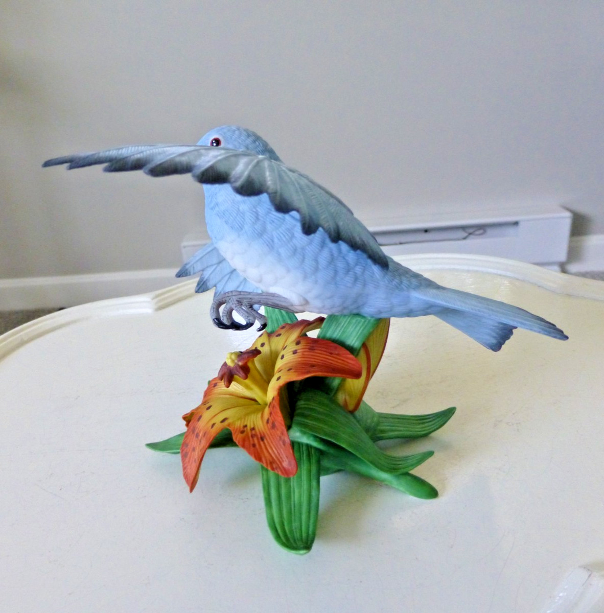 Vintage Lenox Mountain Bluebird Porcelain Bird Figurine Collectible -4 1/4″ x 5″