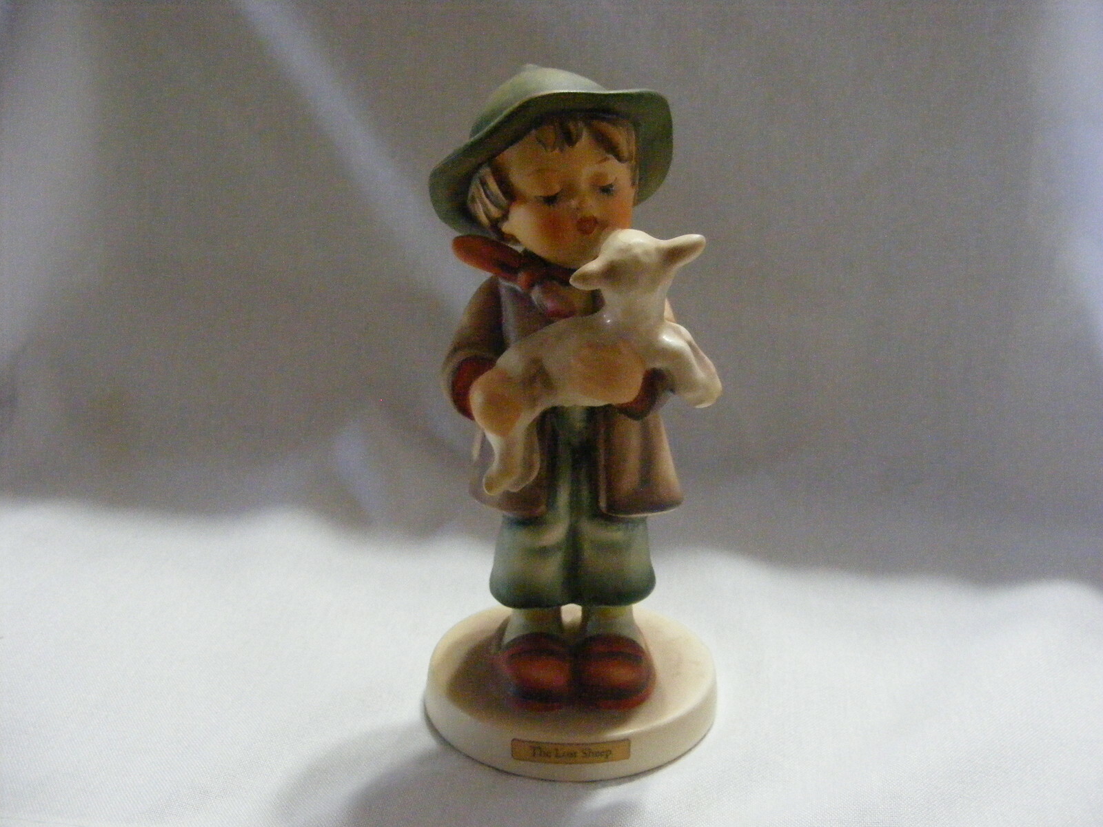 Vintage Hummel Figurine 68 The Lost Sheep TMK3 5 1/2 Inches Tall