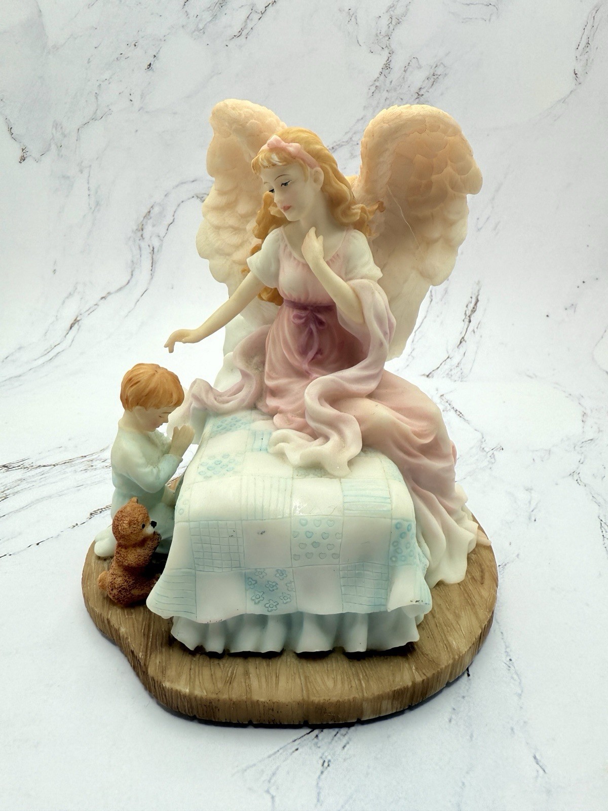 Seraphim Classics Angel “Heavenly Guardian” Boy Music Box #96697 Roman Inc 1998