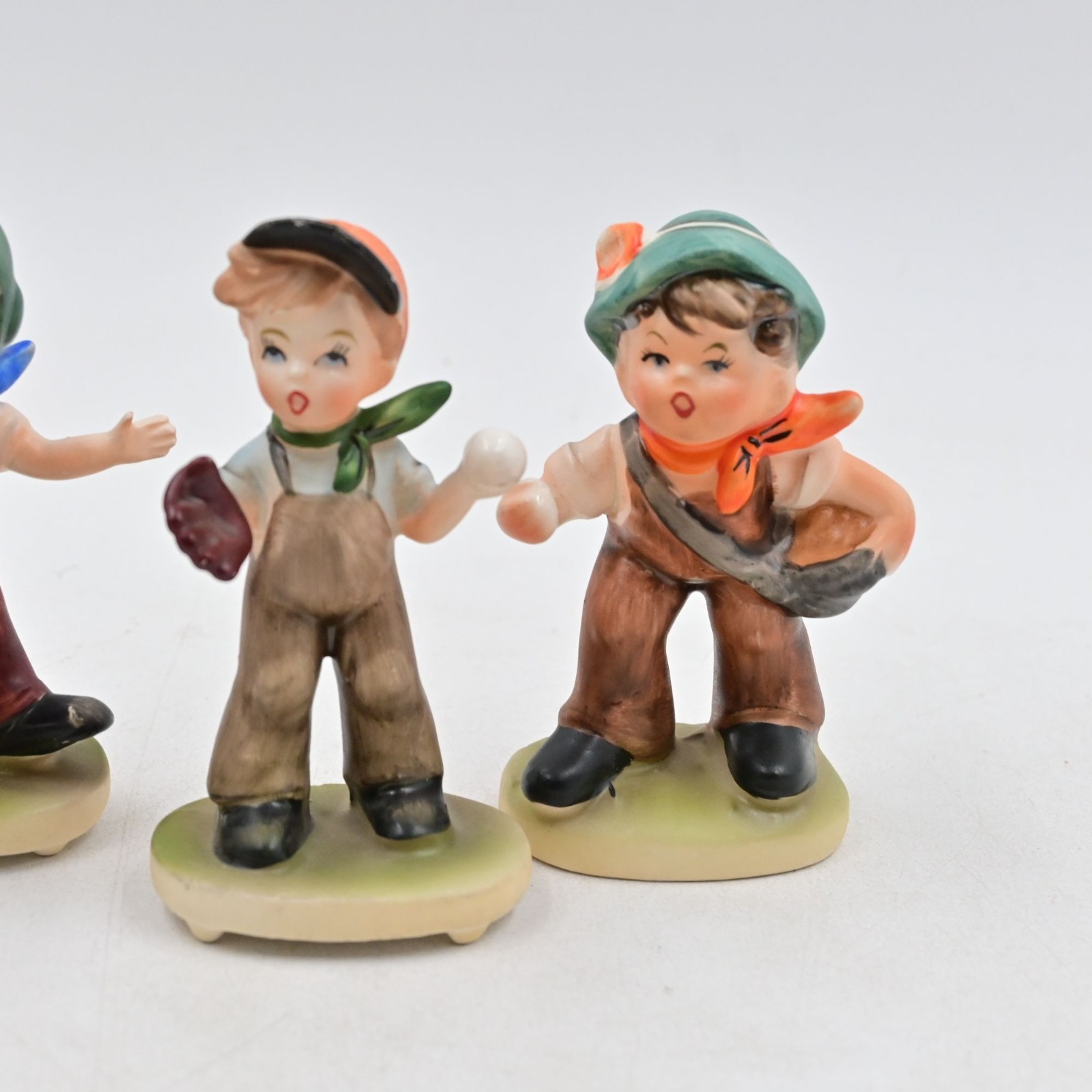 Napcoware Sports Figurines Football, Golf, Baseball Bundle Of 4